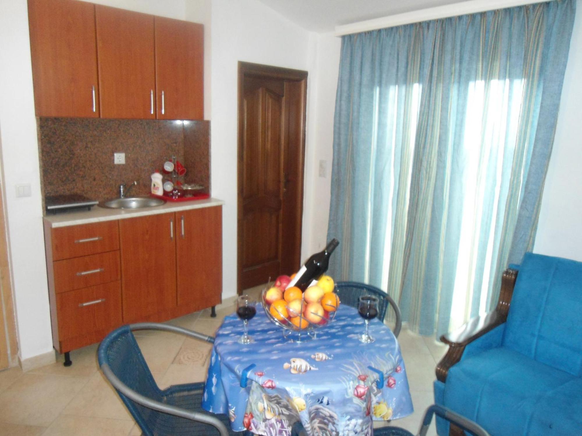 Apartments Pekic Bar Extérieur photo
